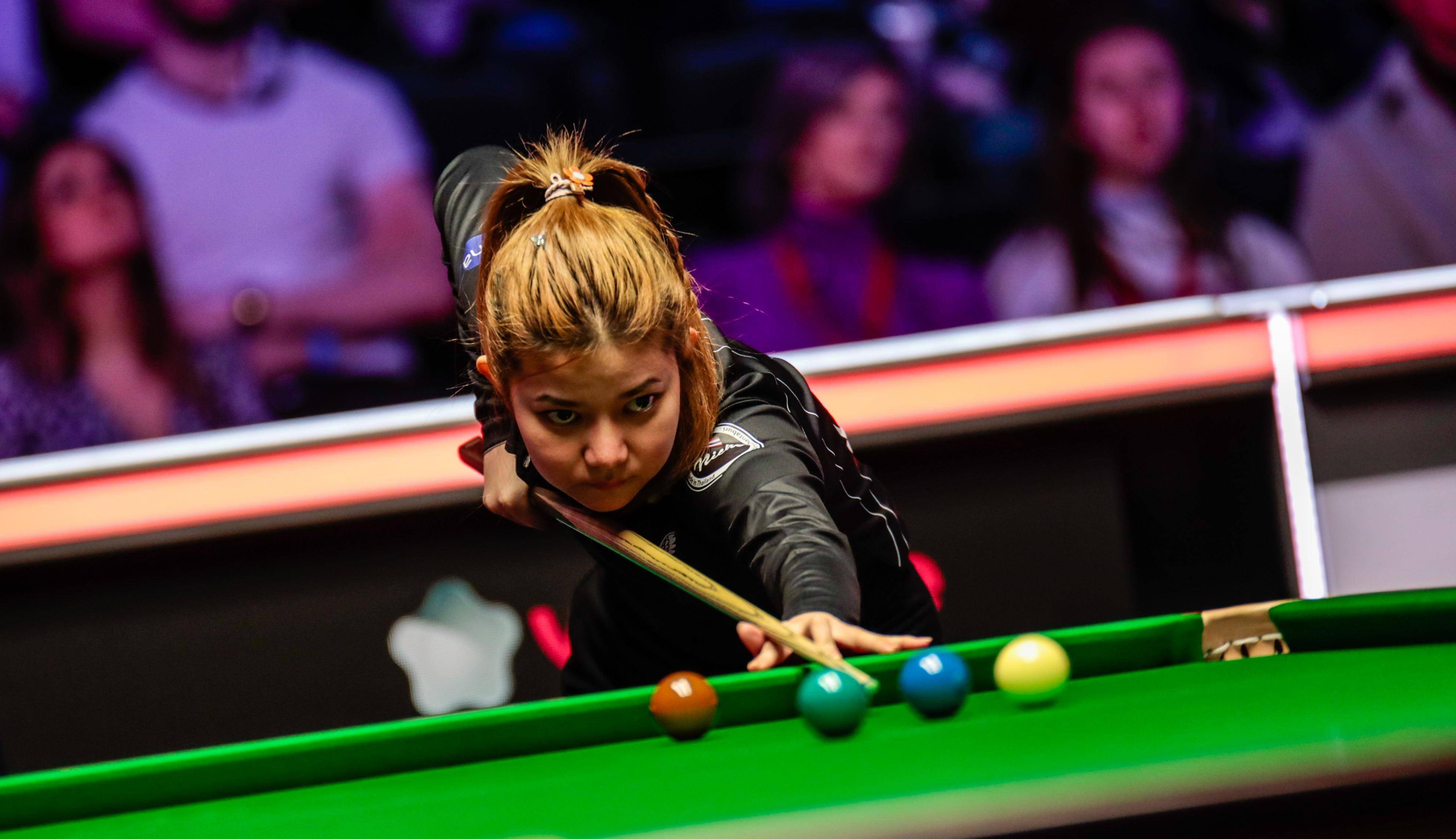 轻球员显然 轻球员显然